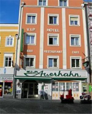 Stadthotel Restaurant Auerhahn Vocklabruck Bagian luar foto